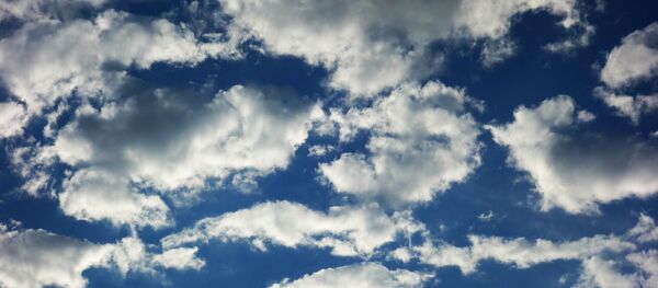 Облако на небе. Архивное фото - Sputnik Беларусь