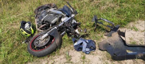 Иномарка сбила байкера и 12-летнего мальчика под Гродно - Sputnik Беларусь