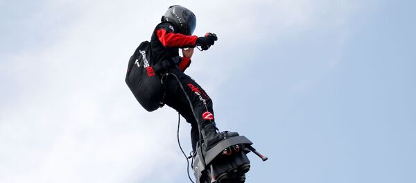 Французский изобретатель Фрэнки Запата Французский изобретатель Фрэнки Запата - Sputnik Беларусь