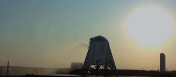 Экспериментальный космический корабль Starhopper загорелся во время испытаний - Sputnik Беларусь