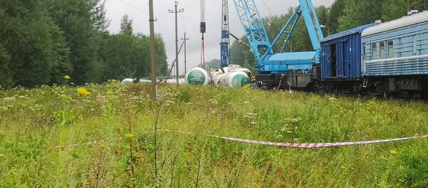 Сошедшие с рельсов цистерны - Sputnik Беларусь