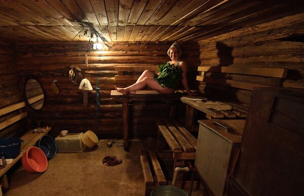 С легким паром, или Веник для мужчины с характером  - Sputnik Беларусь