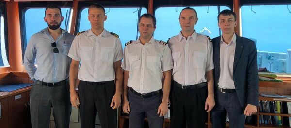 Дипломаты РФ встретились с моряками с танкера Stena Impero - Sputnik Беларусь