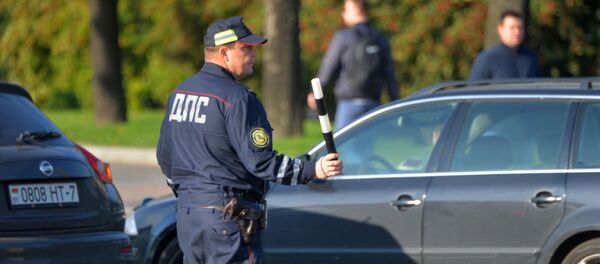 Сотрудник ГАИ - Sputnik Беларусь