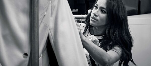 Меган Маркл выпустит линию дешевой одежды - Sputnik Беларусь