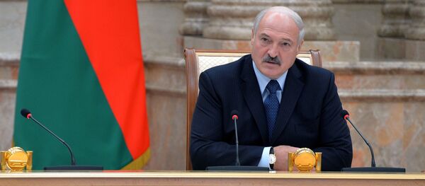 Президент Беларуси Александр Лукашенко Президент Беларуси Александр Лукашенко - Sputnik Беларусь