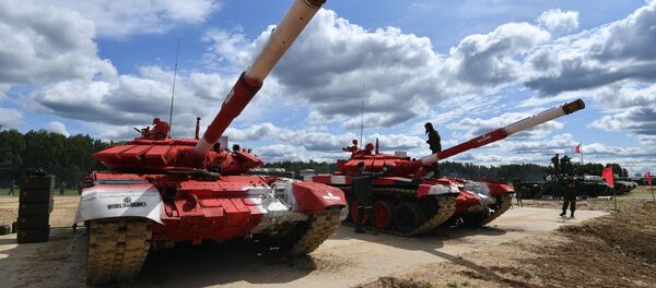 Танки Т-72Б3 команды армии Беларуси Танки Т-72Б3 команды армии Беларуси - Sputnik Беларусь