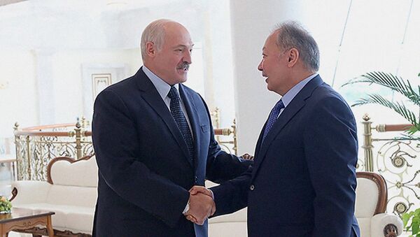 Президент Беларуси Александр Лукашенко 6 августа провел встречу со своим другом и коллегой - экс-президентом Кыргызстана Курманбеком Бакиевым - Sputnik Беларусь