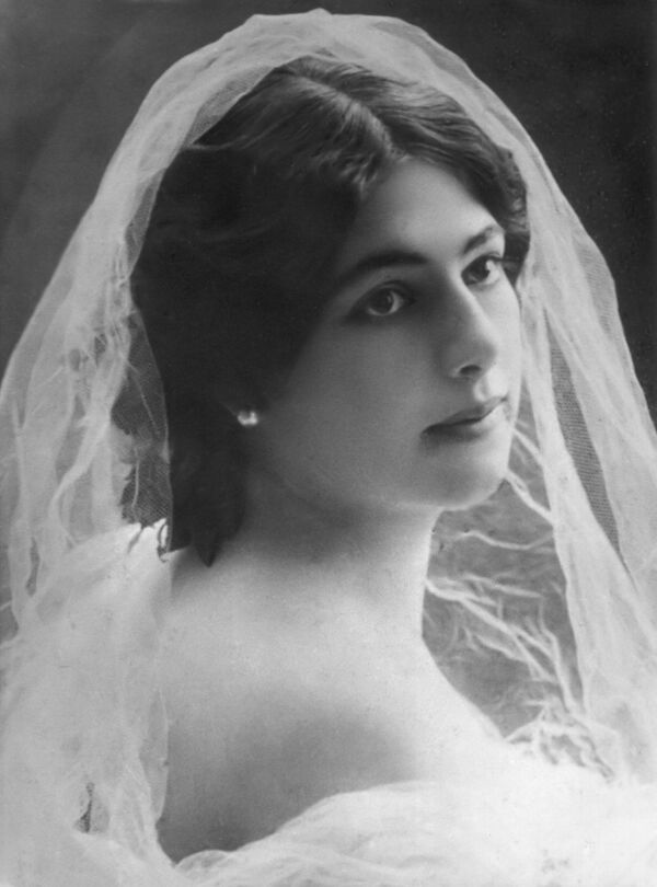 Она родилась в Леувардене 7 августа 1876 года, в восемнадцать неудачно вышла замуж. - Sputnik Беларусь
