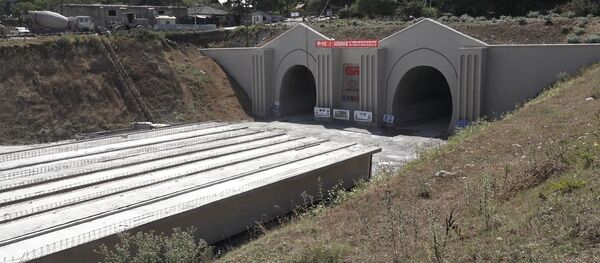 Все бастующие строители железнодорожного тоннеля уволились - Sputnik Беларусь