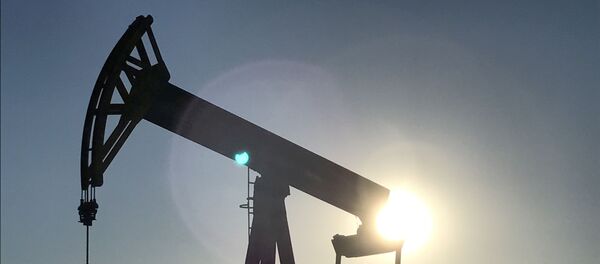 Здабыча нафты, архіўнае фота Здабыча нафты, архіўнае фота - Sputnik Беларусь