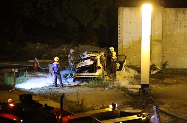 Автобус и легковушка упали с обрыва под Новороссийском, погибли дети Автобус и легковушка упали с обрыва под Новороссийском, погибли дети - Sputnik Беларусь