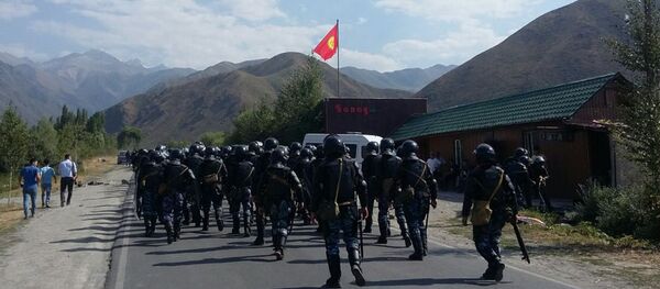 Столкновения в Кой-Таше не прекращаются, несмотря на задержание Атамбаева - Sputnik Беларусь