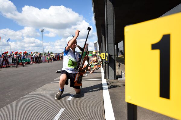 Биатлонный комплекс с уникальным стрельбищем открыли в Гомеле - Sputnik Беларусь