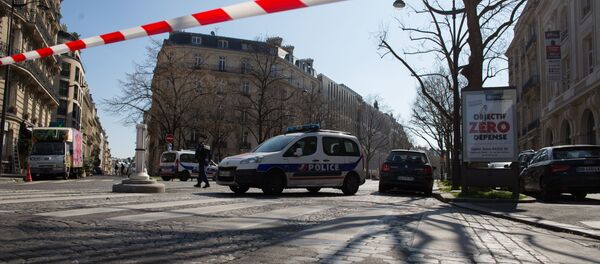 Сотрудники полиции во Франции, архивное фото - Sputnik Беларусь
