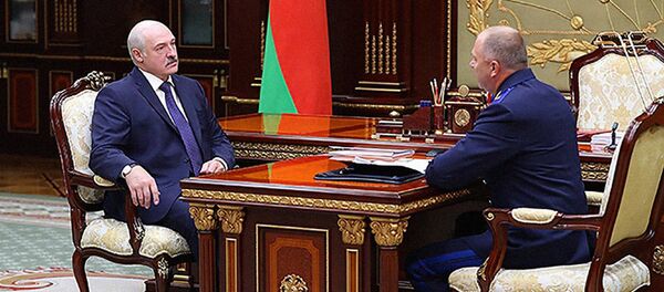 Президент Беларуси Александр Лукашенко 13 августа принял с докладом председателя Следственного комитета Ивана Носкевича - Sputnik Беларусь
