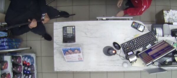 Задержанный за кражу брестчанин оказался грабителем АЗС  - Sputnik Беларусь