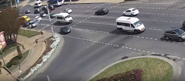 Водители не поделили дорогу в Бресте, дошло до драки  - Sputnik Беларусь