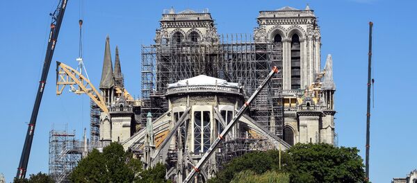 Аднаўленне Нотр-Дама пасля пажару: работы на даху працягваюцца - Sputnik Беларусь