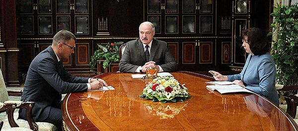 Президент Беларуси Александр Лукашенко 19 августа согласовал назначение руководителей местных органов власти  - Sputnik Беларусь