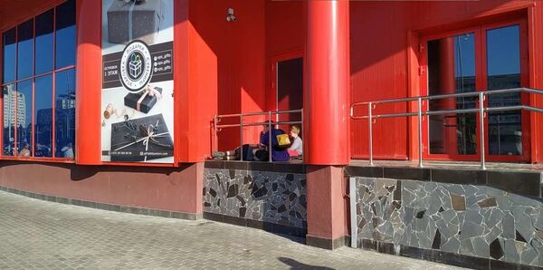 В Минске эвакуируют посетителей нескольких торговых центров - Sputnik Беларусь