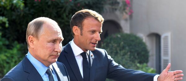 Переговоры президента России Владимира Путина и президента Франции Эммануэля Макрона прошли во Франции - Sputnik Беларусь