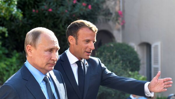 Переговоры президента России Владимира Путина и президента Франции Эммануэля Макрона прошли во Франции - Sputnik Беларусь