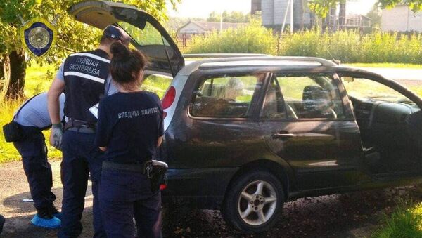  Тело убитого минчанина нашли в багажнике легковушки в Глусском районе  - Sputnik Беларусь