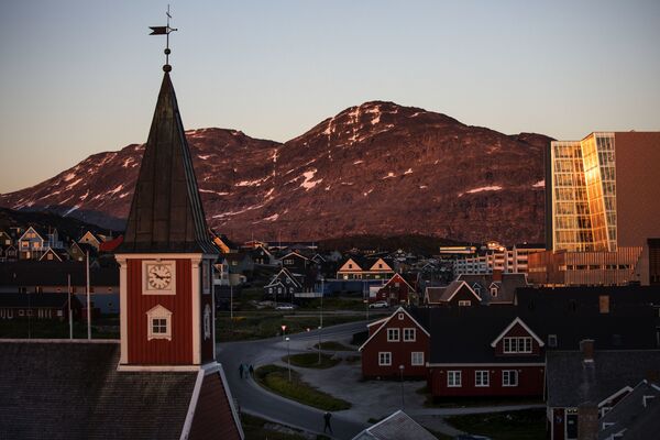 Нуук — столица самоуправляемой территории Гренландия. Численность населения города составляет около 17 тысяч человек. Всего на острове проживает около 58 тысяч. - Sputnik Беларусь