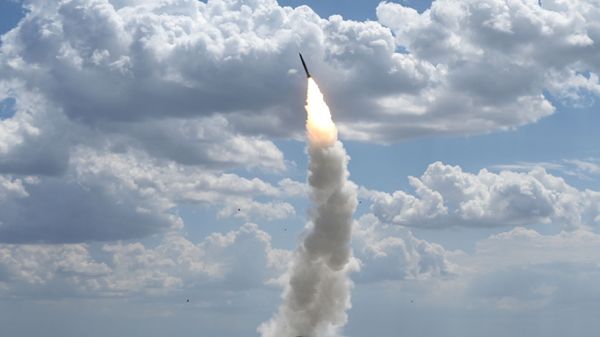 Во время учений на полигоне Ашулук - Sputnik Беларусь