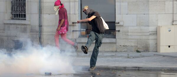 Акция протеста против саммита G7 во французском Байонне - Sputnik Беларусь