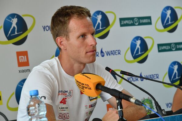 Белорусы не смогли завоевать медали в гонке преследования в Раубичах - Sputnik Беларусь