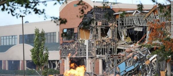 Торговый центр обрушился в США из-за взрыва газа - Sputnik Беларусь