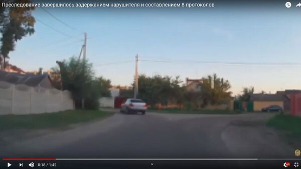 Форсаж с потерей бампера – видео погони за пьяным водителем в Гомеле - Sputnik Беларусь