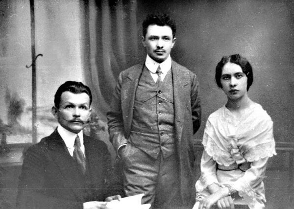 Гальяш Леўчык, Зоська Верас, Рамуальд Зямкевіч - Sputnik Беларусь