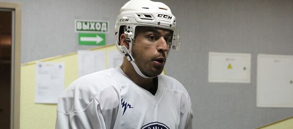 Канадский нападающий минского Динамо Франсис Паре Канадский нападающий минского Динамо Франсис Паре - Sputnik Беларусь