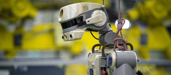 Подготовка робота Skybot F-850 на Байконуре Подготовка робота Skybot F-850 на Байконуре - Sputnik Беларусь