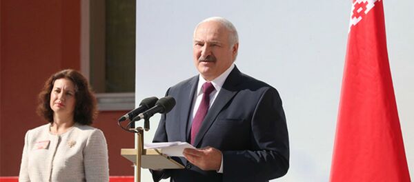 Президент Беларуси Александр Лукашенко Президент Беларуси Александр Лукашенко - Sputnik Беларусь