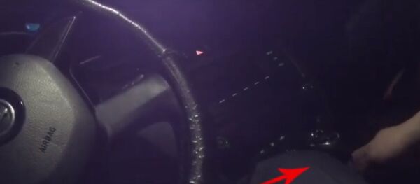 Нетрезвый водитель пытался откупиться от ГАИ взяткой в 200 долларов - Sputnik Беларусь