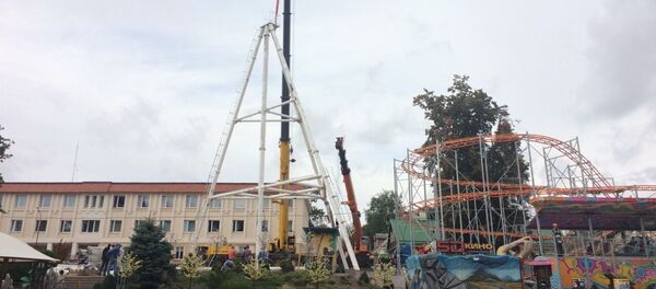 Новое колесо обозрения начали возводить в Гродно - Sputnik Беларусь