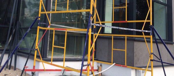 Строительные леса упали в Бресте - Sputnik Беларусь