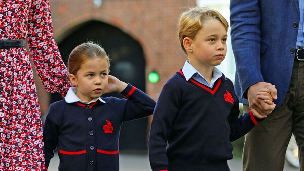 Кейт Миддлтон и принц Уильям отвели детей в школу - Sputnik Беларусь