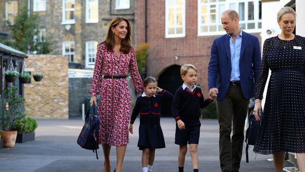 Кейт Миддлтон и принц Уильям отвели детей в школу - Sputnik Беларусь