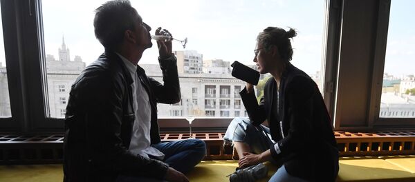 Ксения Собчак и Константин Богомолов - Sputnik Беларусь