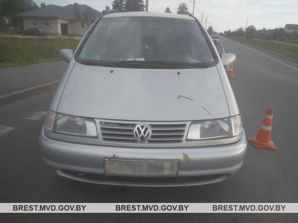 Восьмилетний велосипедист попал под колеса минивэна в Малорите Восьмилетний велосипедист попал под колеса минивэна в Малорите - Sputnik Беларусь