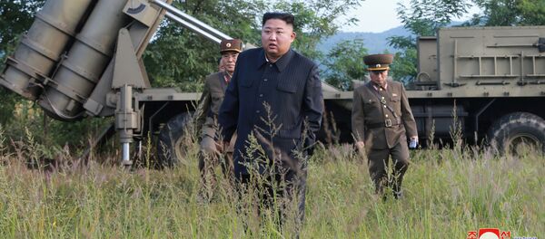 Ким Чен Ын на испытаниях РСЗО - Sputnik Беларусь
