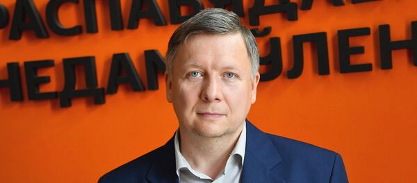 Будкевич: мужчина в школе ― явление редкое, и дело не только в деньгах - Sputnik Беларусь