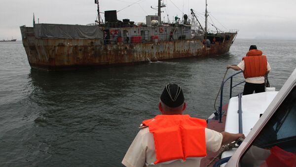 Приморские пограничники задержали иностранную шхуну - Sputnik Беларусь