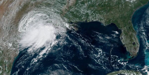 Шторм Имельда приближается к берегам Техаса - Sputnik Беларусь