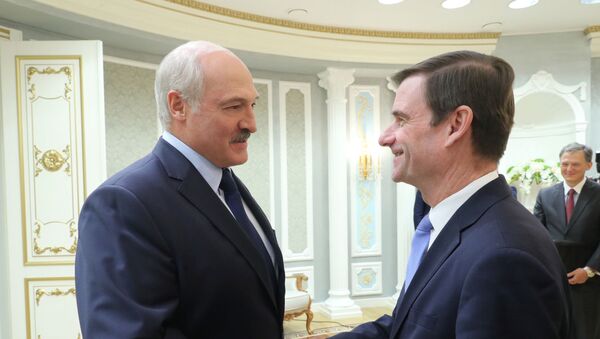 Президент Беларуси Александр Лукашенко и заместитель главы Госдепартамента США Дэвид Хэйл - Sputnik Беларусь